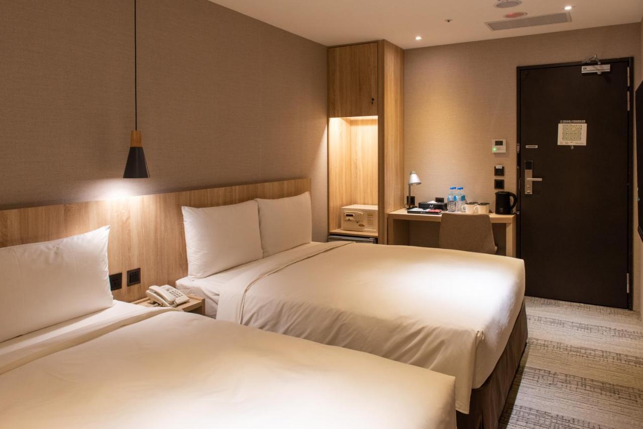 N Hotel Taipei Bagian luar foto