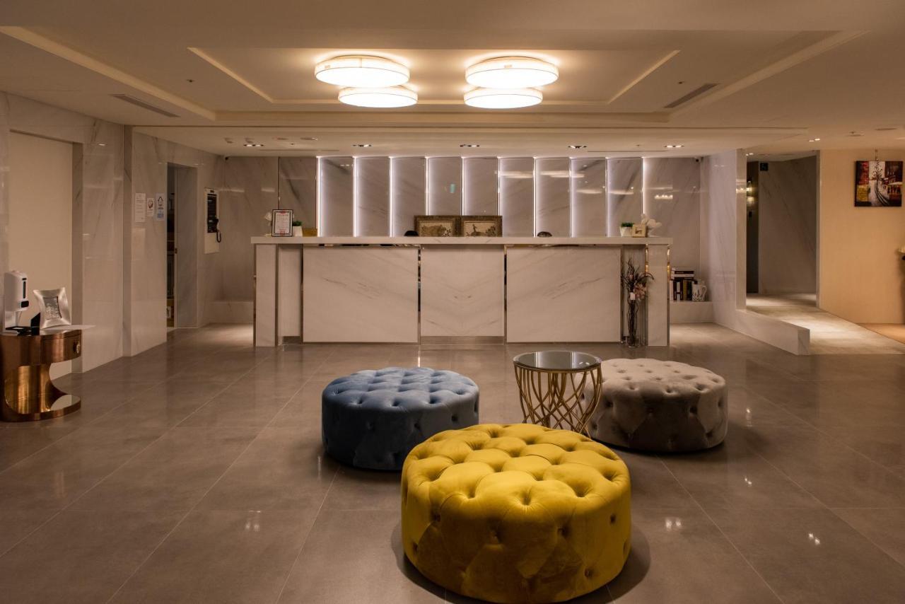 N Hotel Taipei Bagian luar foto