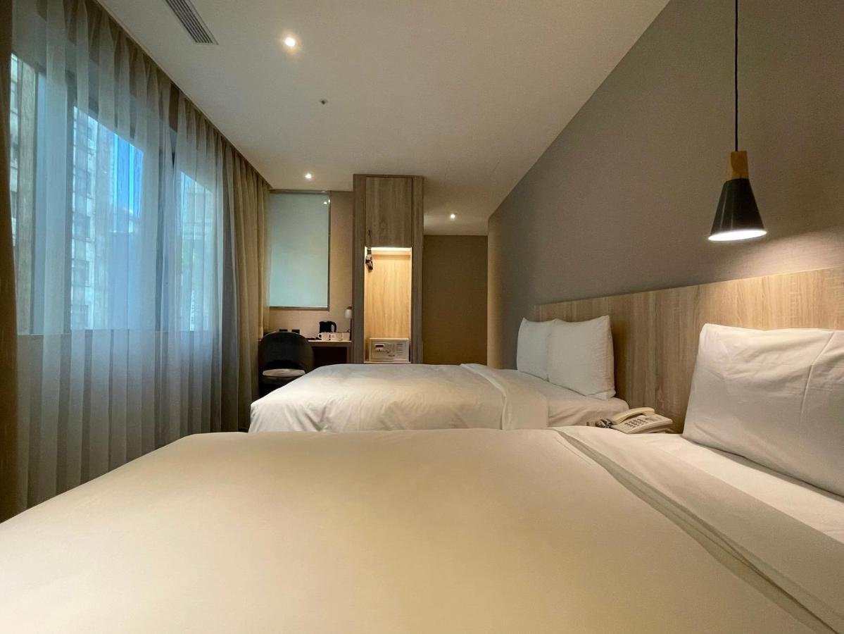 N Hotel Taipei Bagian luar foto